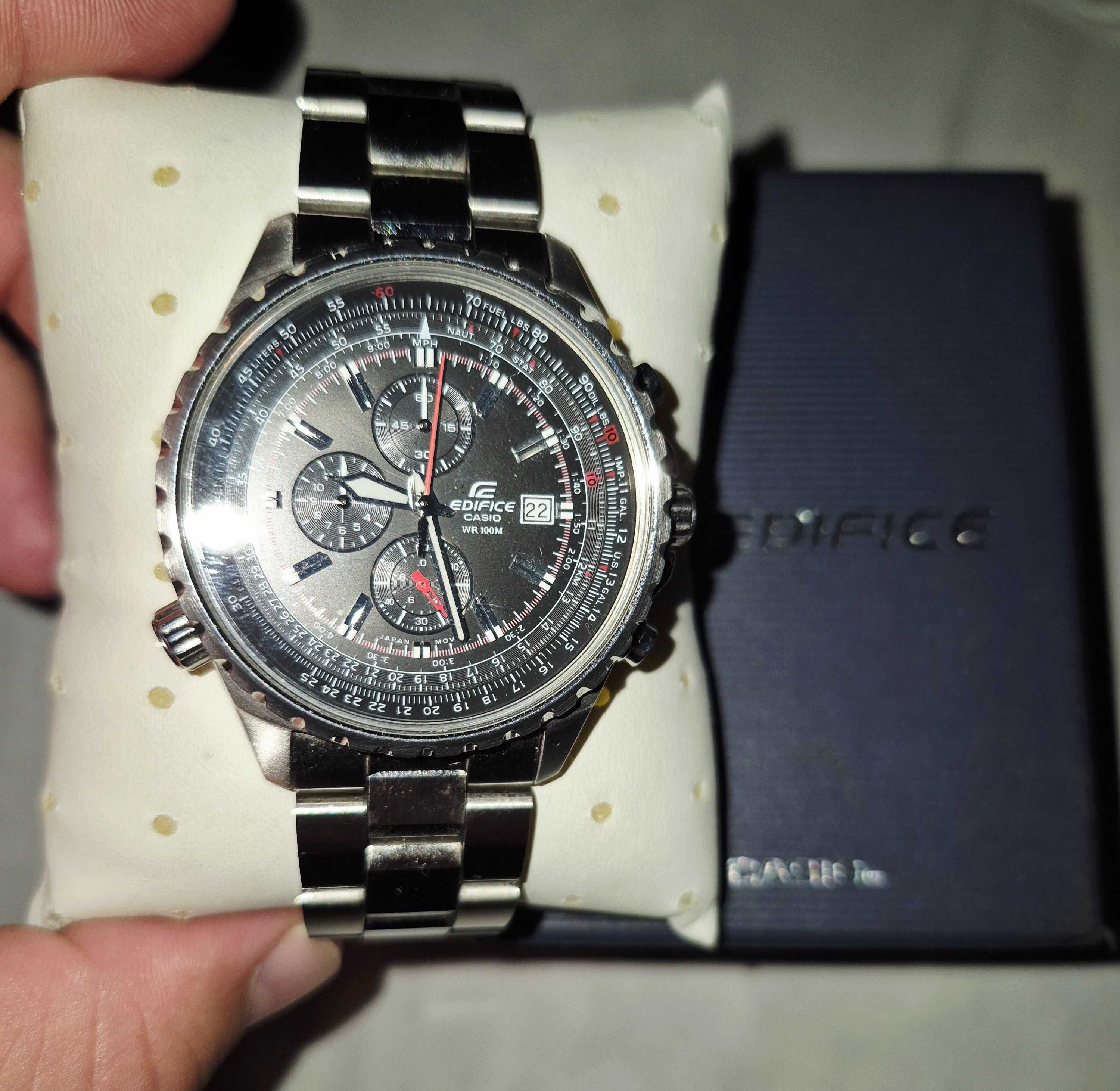 CASIO EDIFICE с гаранция