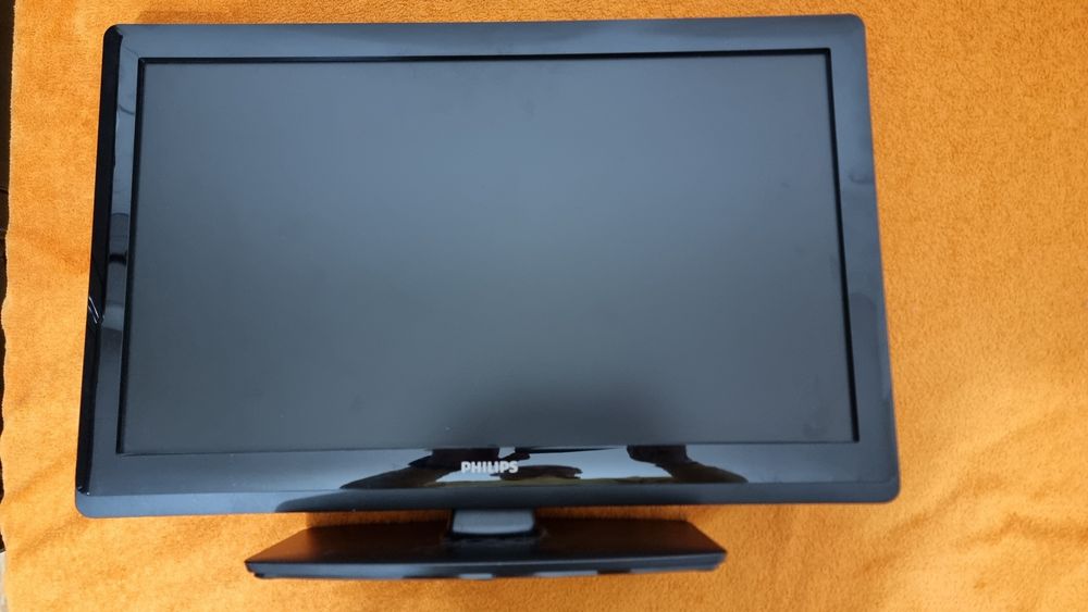 Телевизор Филипс-22 инча