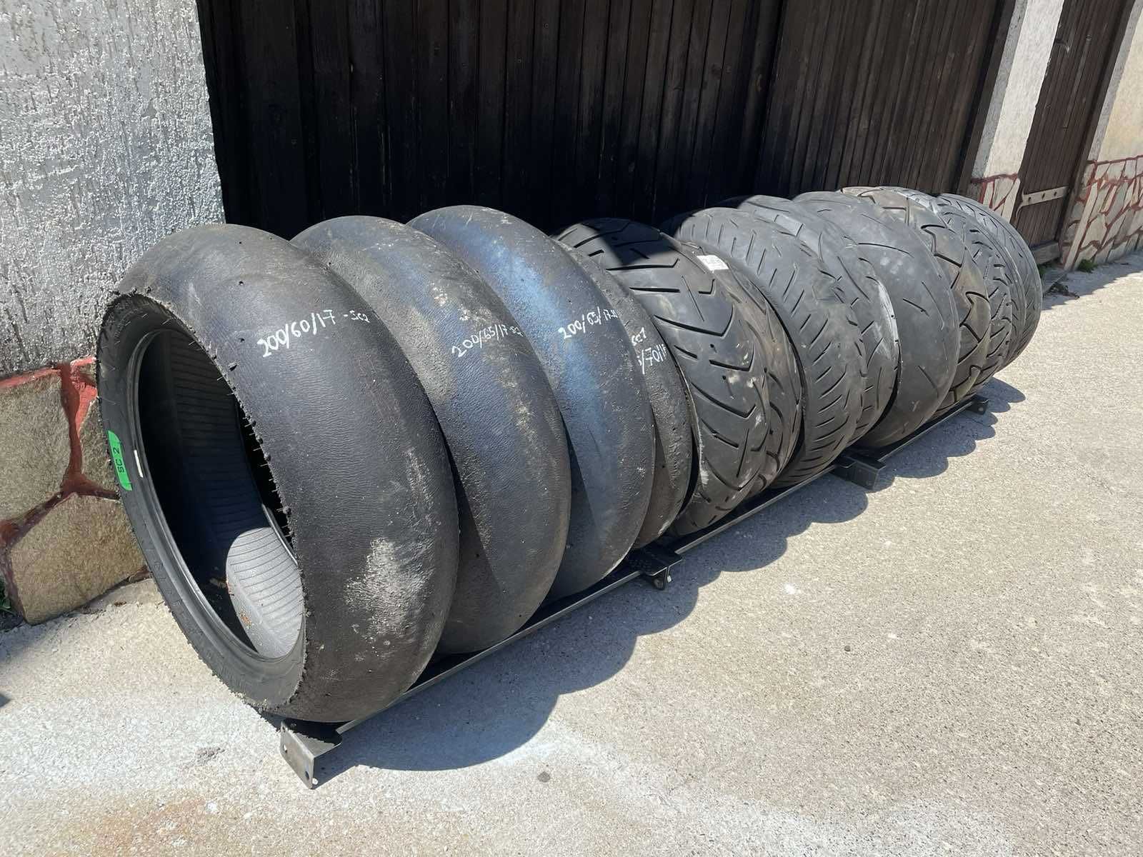 Гуми мотори Pirelli -SC1/SC2/SC3/Corsa |Continental | Michelin