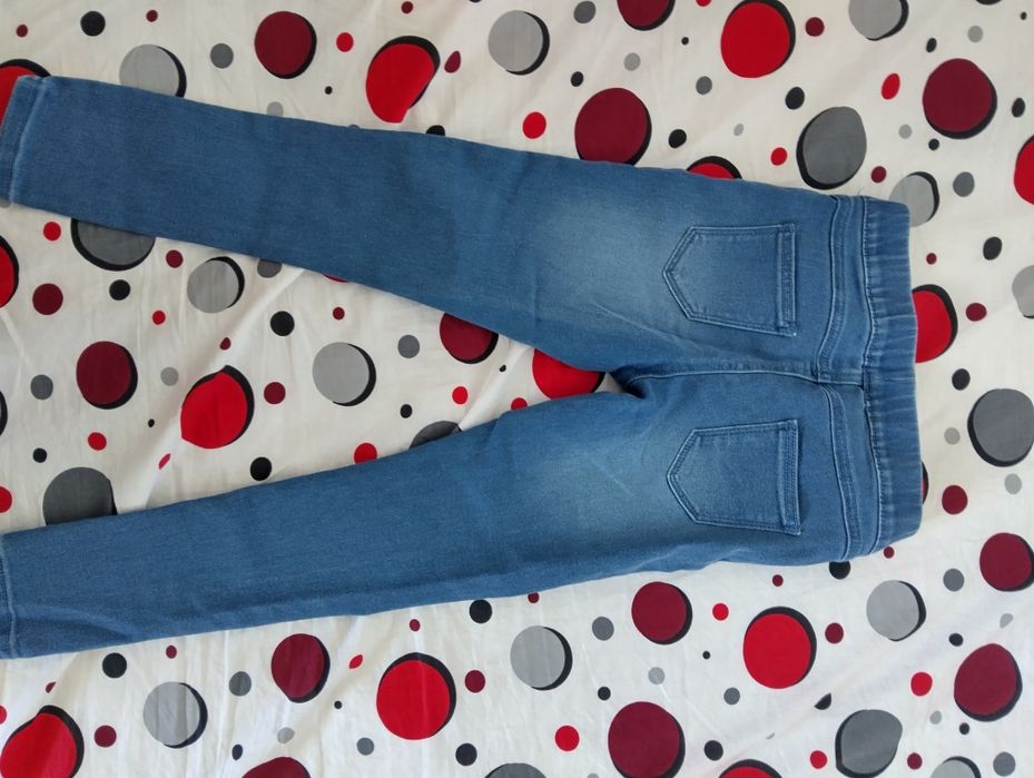 Син панталон за момиче