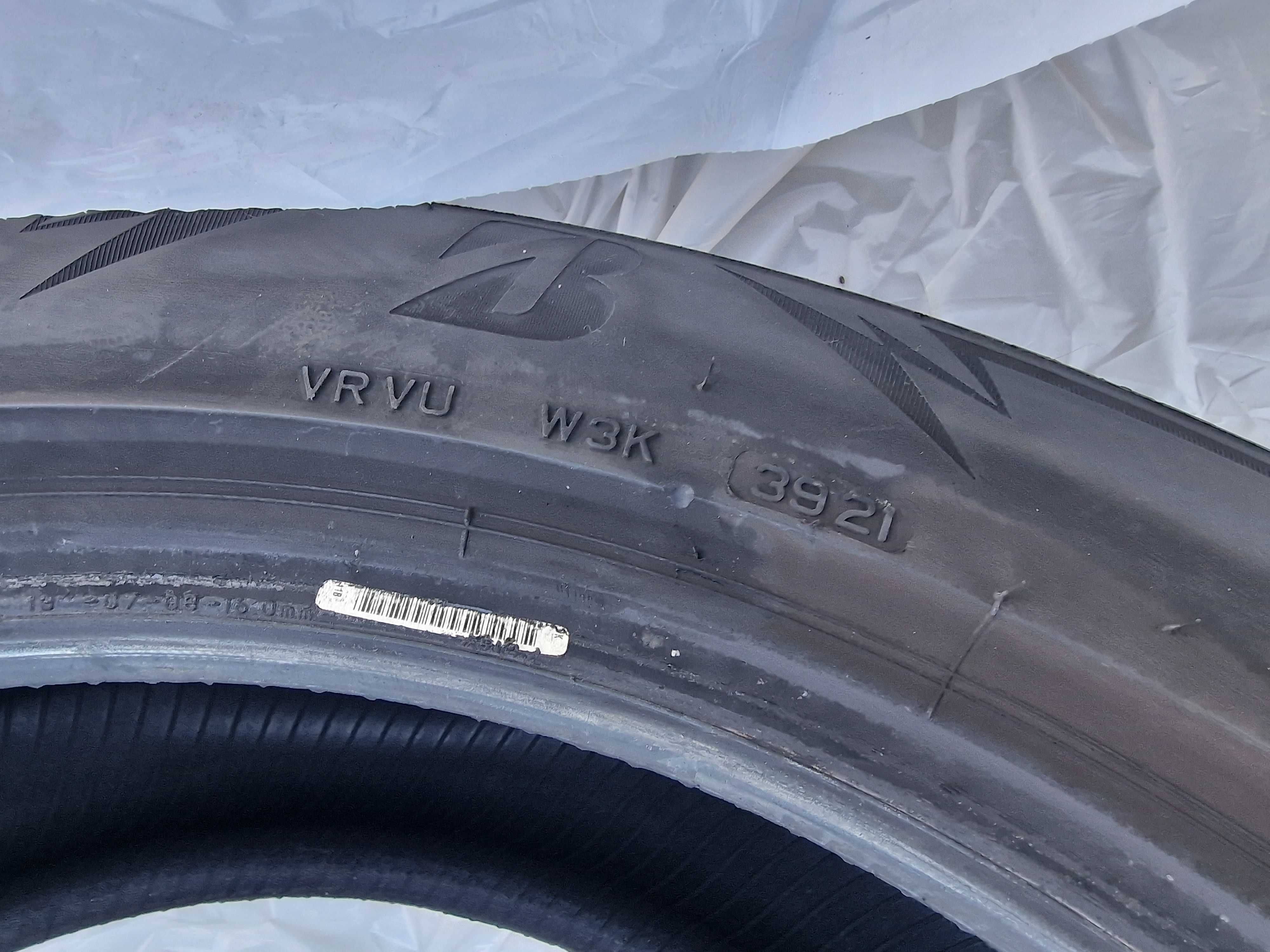 Гуми 255/50 R 19 Pirelli / Bridgestone