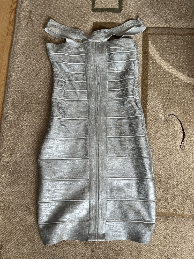 Rochie argintie aspect piele scurta foarte sic!