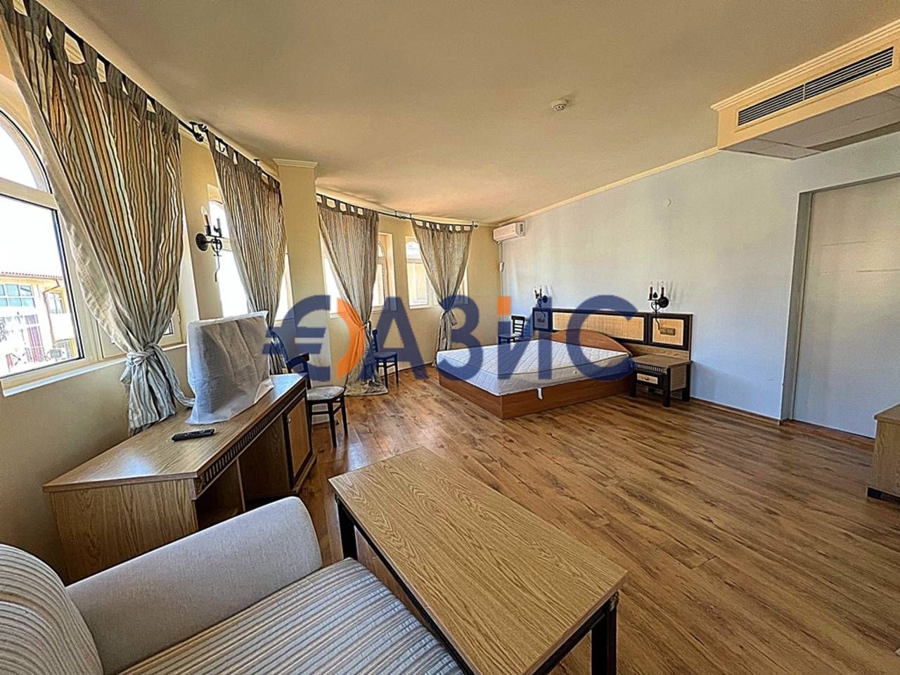 Продава се Едностаен апартамент в к.к. Елените - 58 кв.м за 799 €/кв.м - Снимка #8
