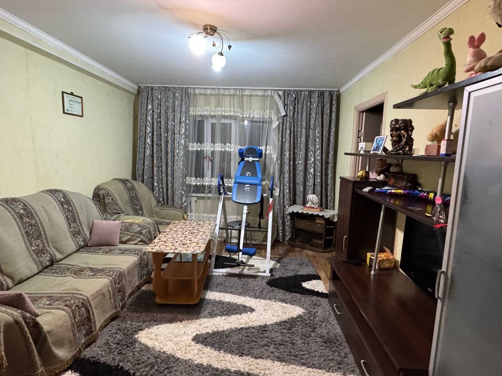 Продается 3 ком квартира район Школьник