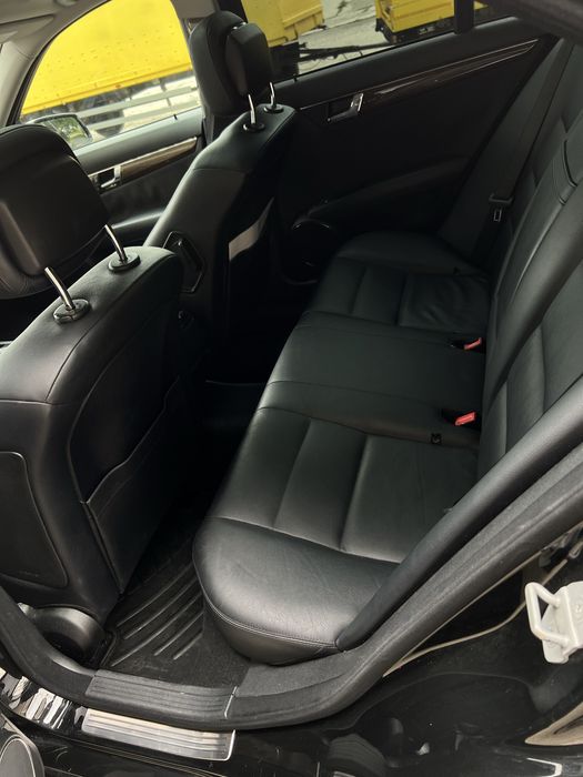 Mercedes-Benz C220 W204