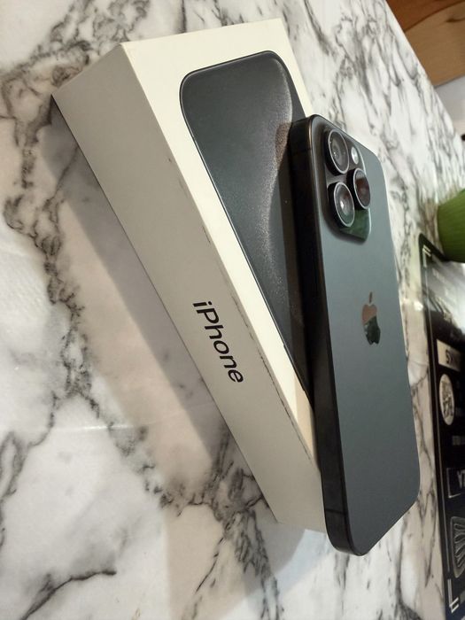 Vand iphone 15 PRO 256GB