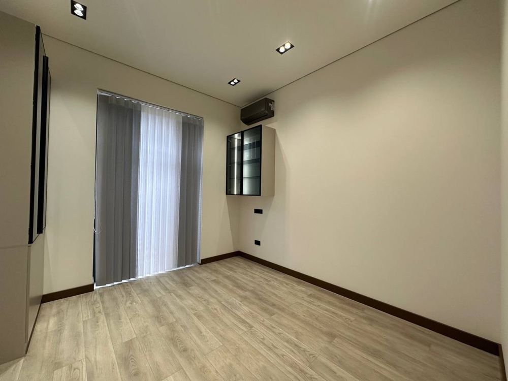 Продается  СРОЧНО ЕВРО Коттедж в Alfaganus, 165м2. Мирабадский район.