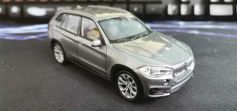 БМВ Х5 в мащаб 1:34