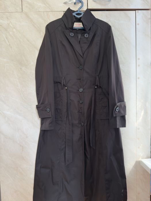 Продается Пальто 500тыс.сум  Плащь 250тыс.сум Куртка 100тыс.сум