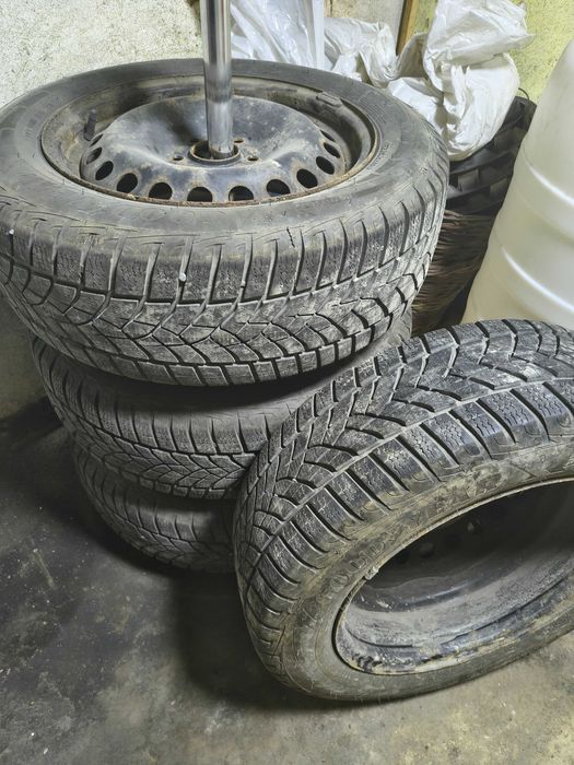 vand set jenti otel R16 si anvelope