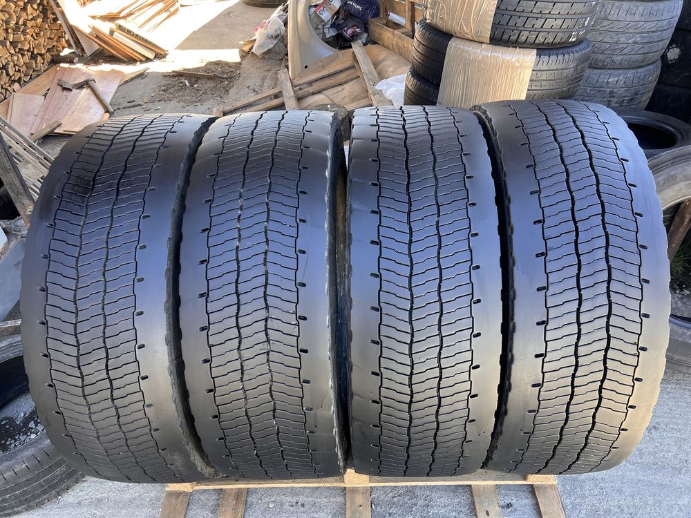 4 anvelope camion 315/70/22.5 , Michelin , DOT 2022 , 9-10 mm !