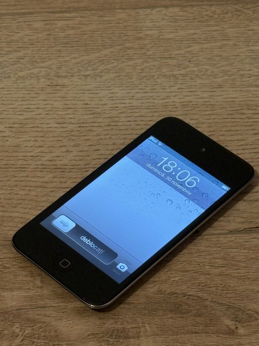 iPod Touch 4th gen 8GB