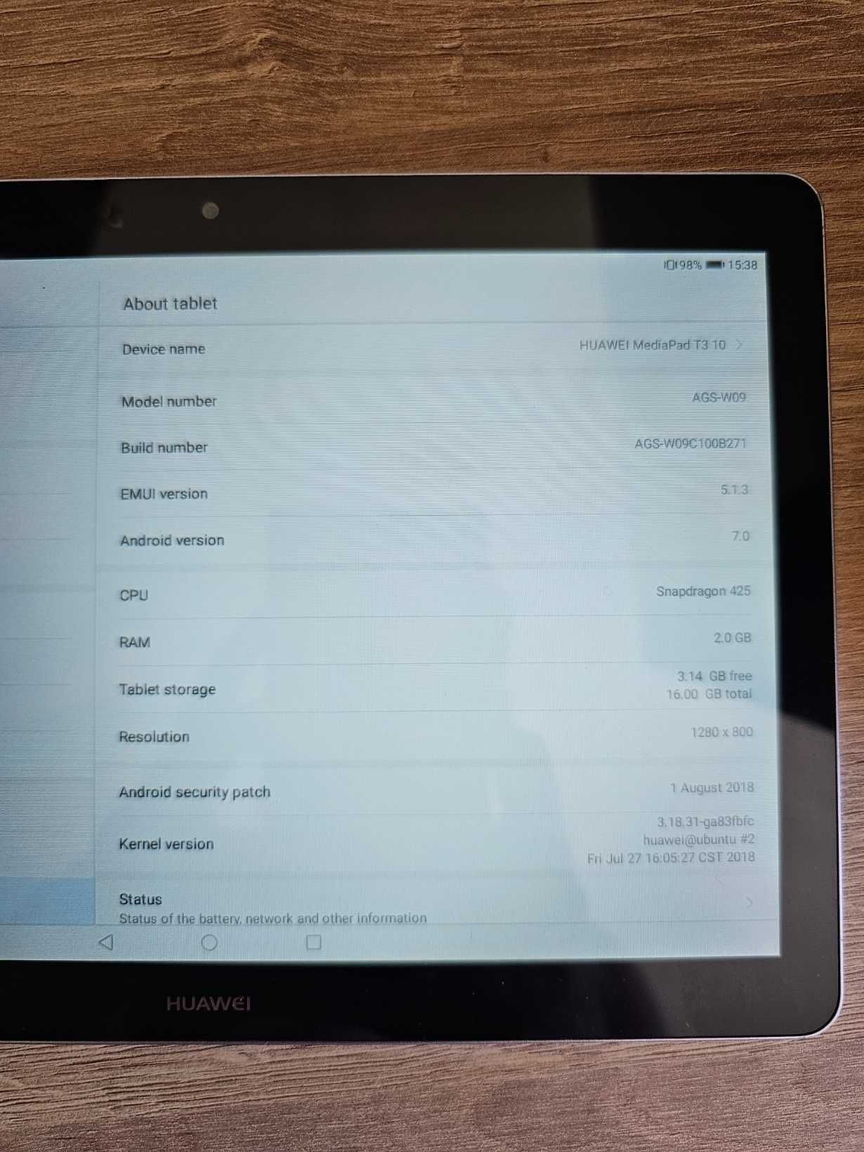Huawei MediaPad T3, 10inch, Android 7 + 32гб сд карта