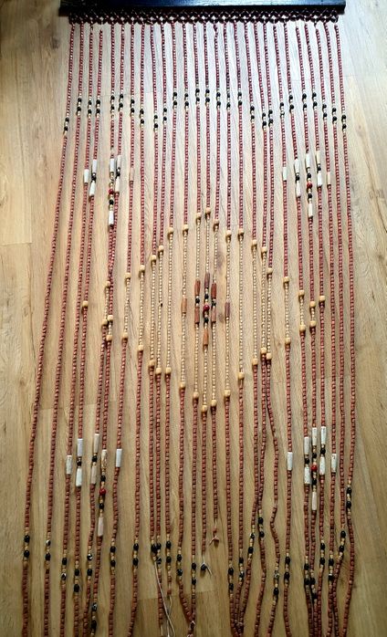 Шторка деревянные бусины ретро