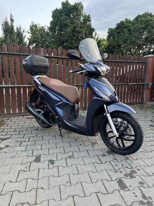 Kymco People S 125 , an 2021 , stare nou , 4587 km