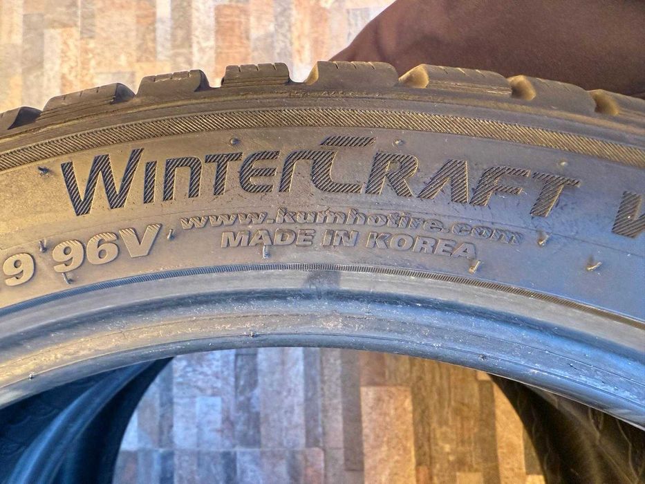 Anvelope Kumho iarna 225/45/R19