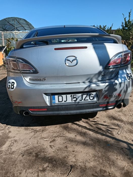 Vând Mazda 6 2011