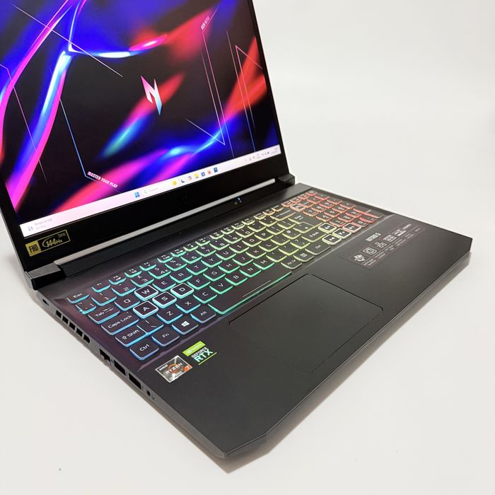 Acer Nitro 5/144Hz 15.6”/RTX 3070 8GB/Ryzen 7 5800H/16GB/1TB NVMe/RGB