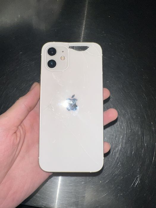 iphone 12 сотилади