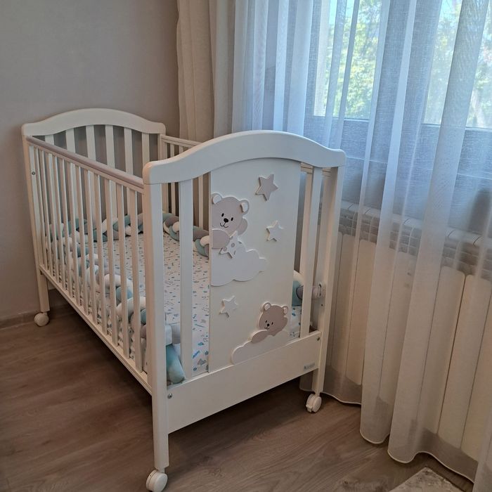 Patut din lemn cu saltea inclusa - Anne Bebe