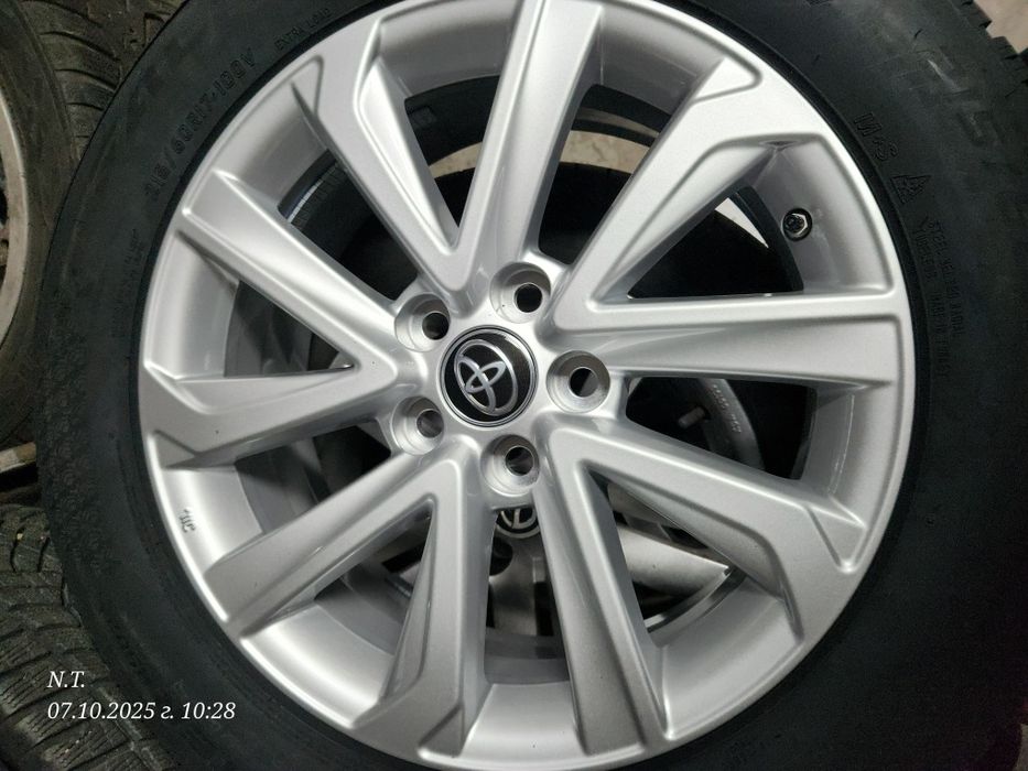 Нови Гуми с джанти за Toyota C-HR
