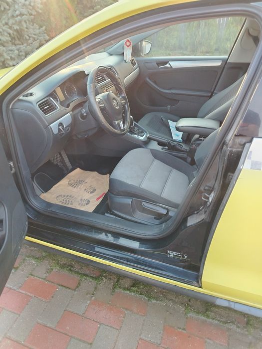 Volkswagen jetta hybrid
