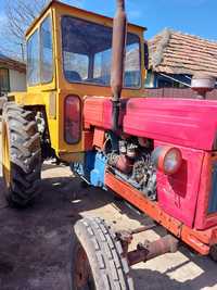 Tractor U650 cu plug