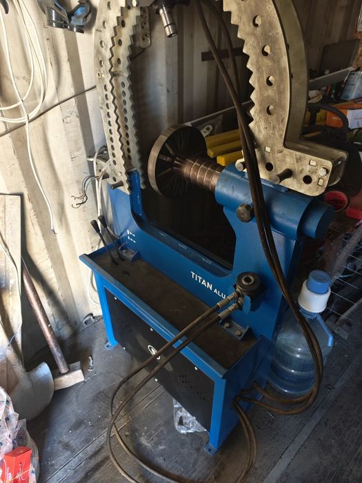 Прокат дисков стенд для проката дисков новый