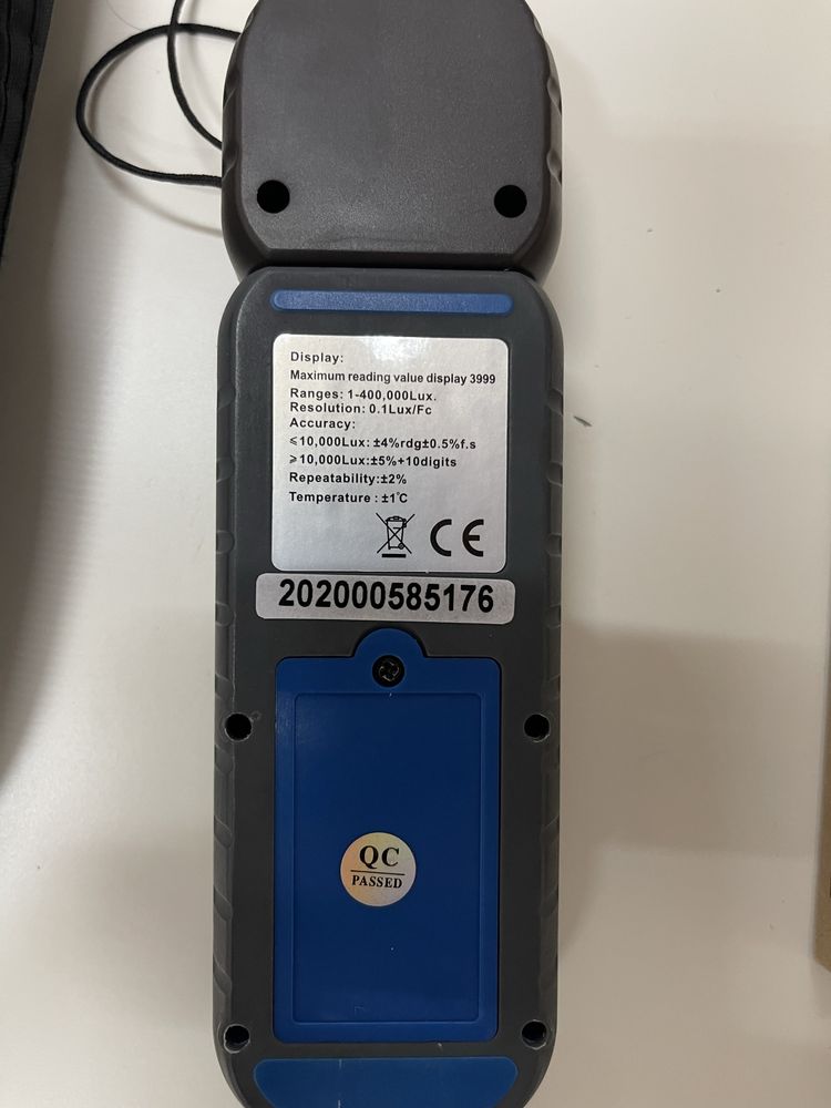 Digital lux meter