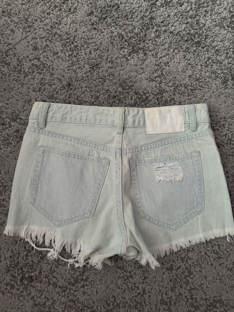 Къси дънкови гащи Pull&Bear