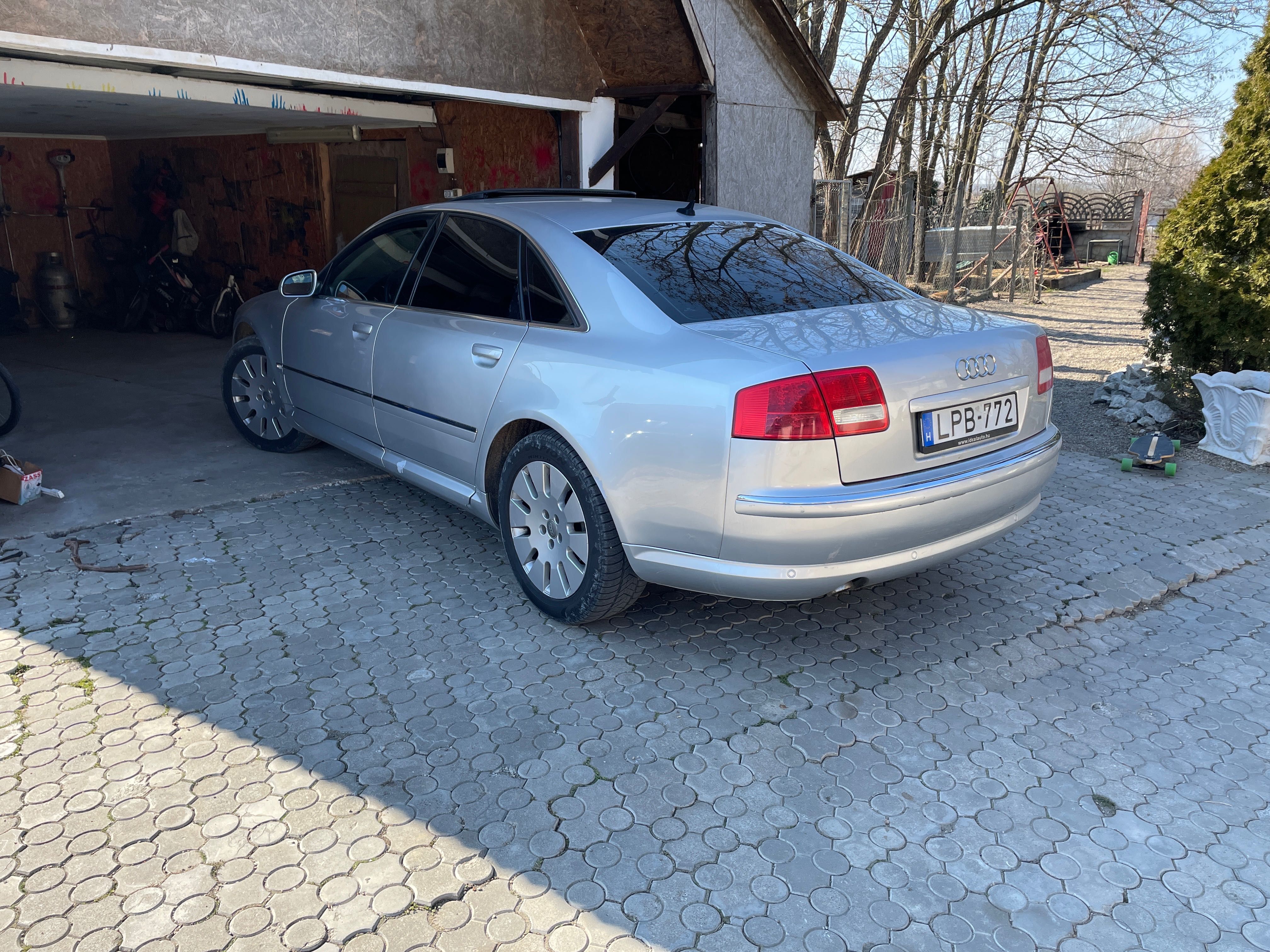 Audi A8 fără impozit sau asigurare scump inmatriculat Ungaria