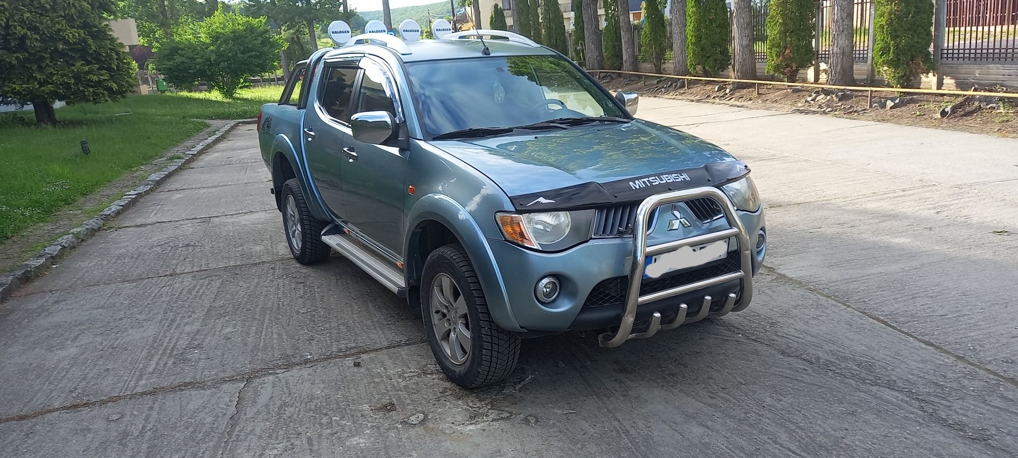 Mitsubishi l200 2008