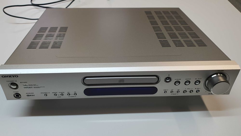 Vand amplif+cd+tuner Onkyo CR-L5