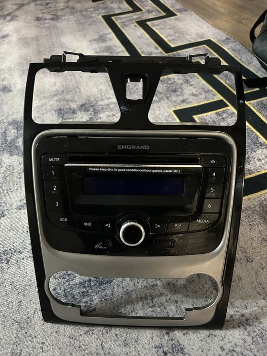 Продам могнитолу на Gelly Emgrand EC7