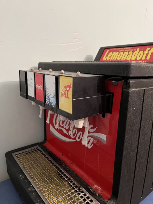 Аппарат постмикс кока  кола газ вода