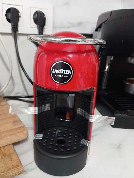 Кафемашина lavazza a modo mio jolie с гаранция 2 години