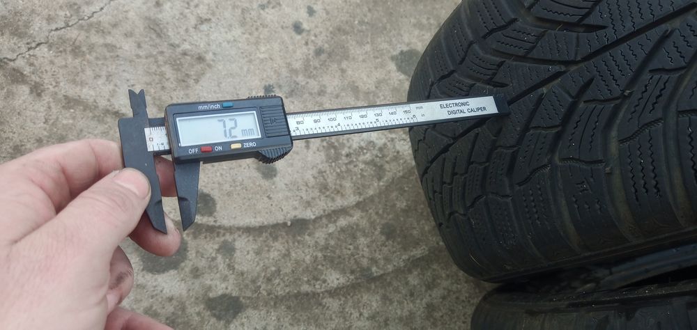 215 55 17 Зимни гуми Кумхо