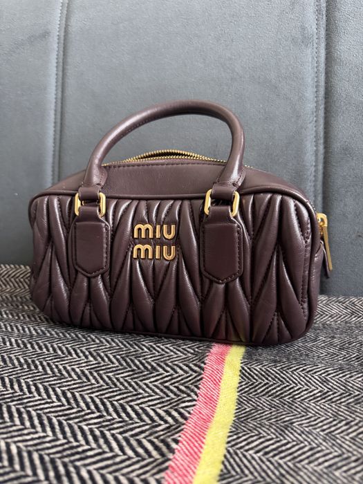 Geanta Miu Miu culoare maro