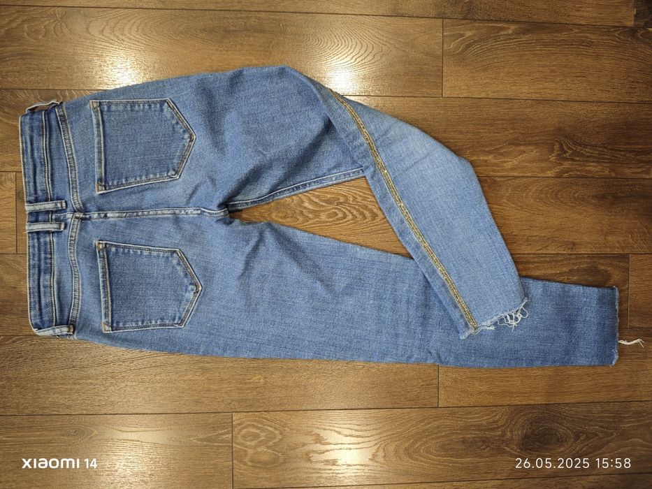 Дънки Bershka,Mango,Trendyol