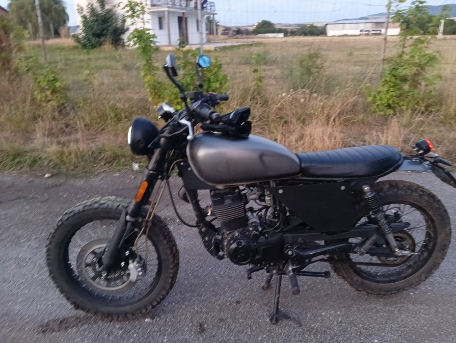 Продавам:Hanway Scramble