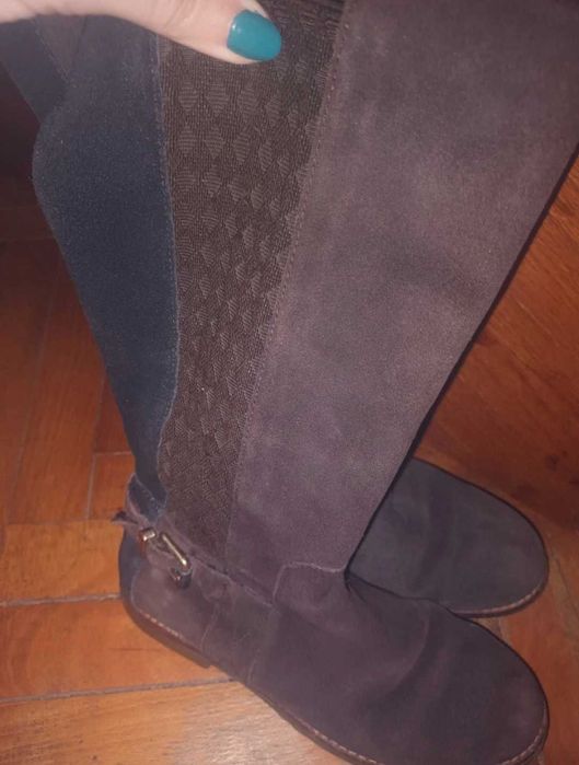 Tommy Hilfiger brown suede boots