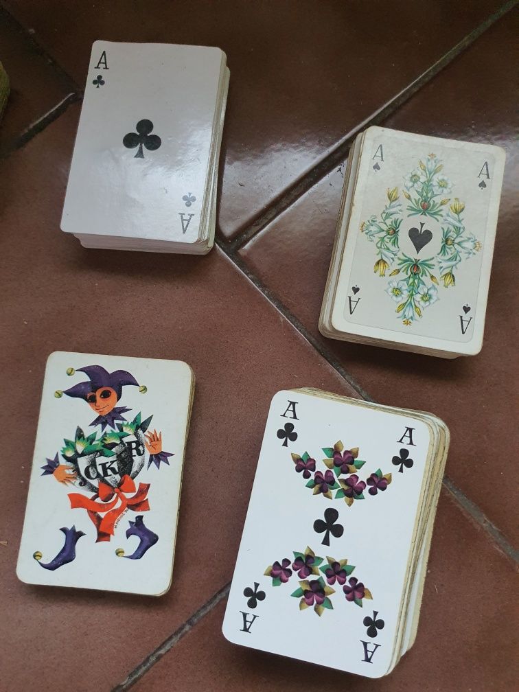 Стари карти за игра
