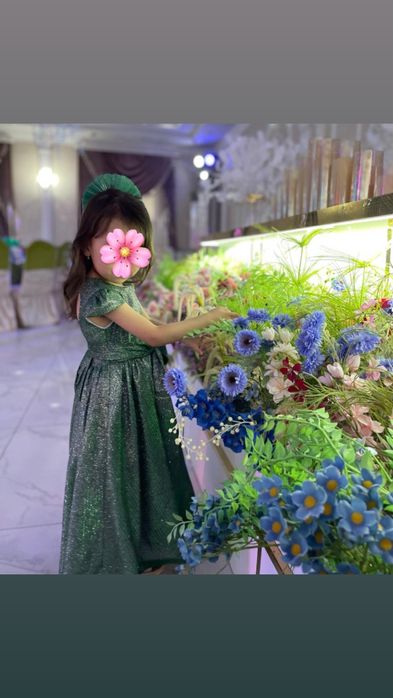 Продам красивое детское  платье