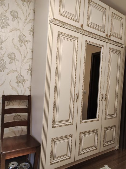 Шкаф в отличном состояний!