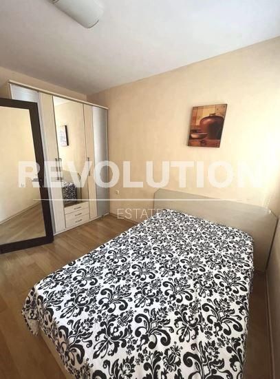 Дава се под наем Двустаен апартамент в Варна, Колхозен пазар - 60 кв.м за 380 € - Снимка #3