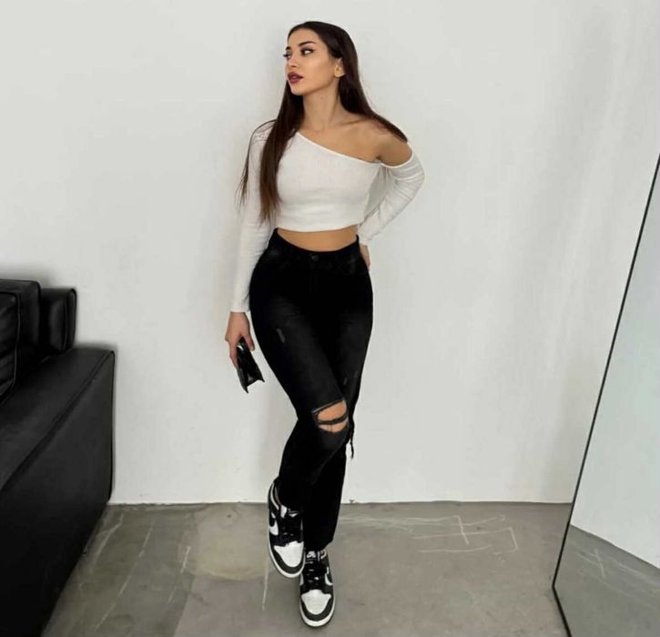 Черни дънки дамски