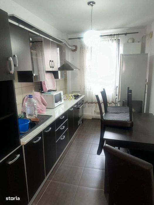 De vanzare apartament cu 4 camere, mobilat și utilat, ultracentral