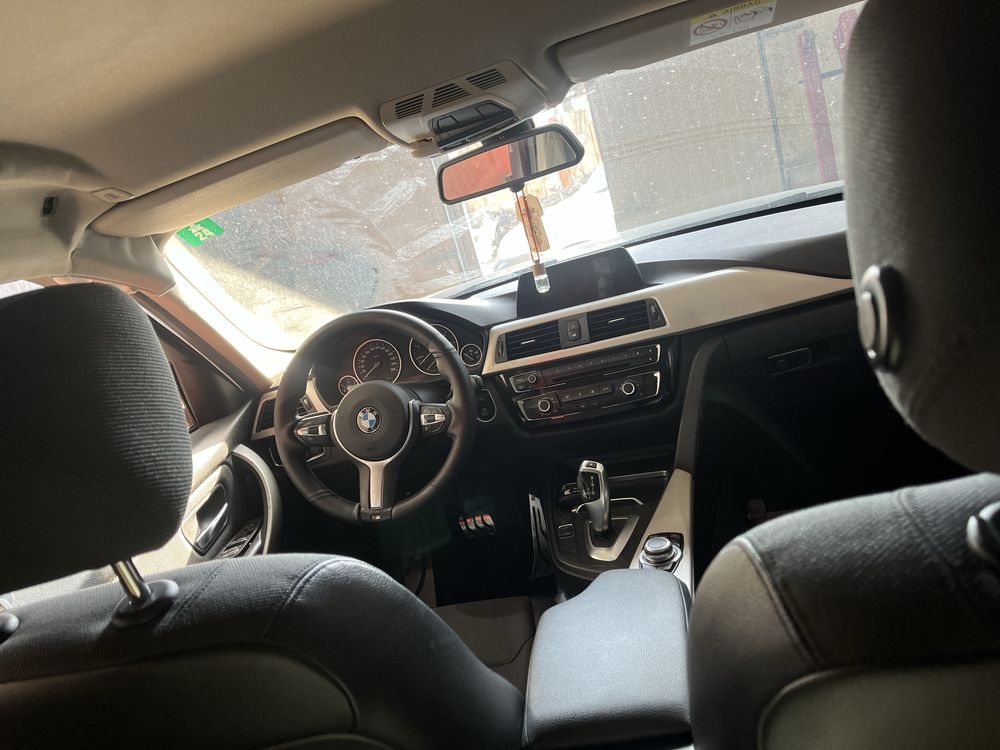 Bmw F30 318d 150hp LCI НА ЧАСТИ ( бмв ф30 318д 150 коня )
