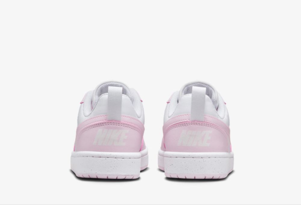 Nike roz cu sireturi cu sclipici