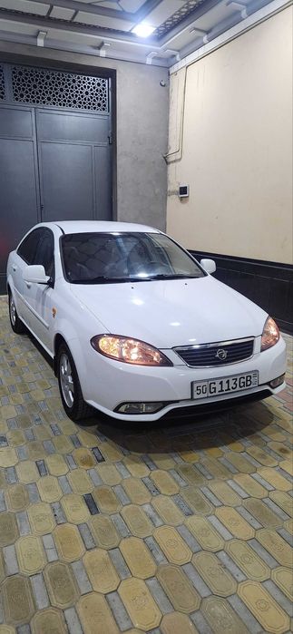 Жентра автомашинаси сотилади холати аъло